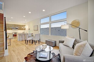 Building Photo - 4128 36th Ave SW