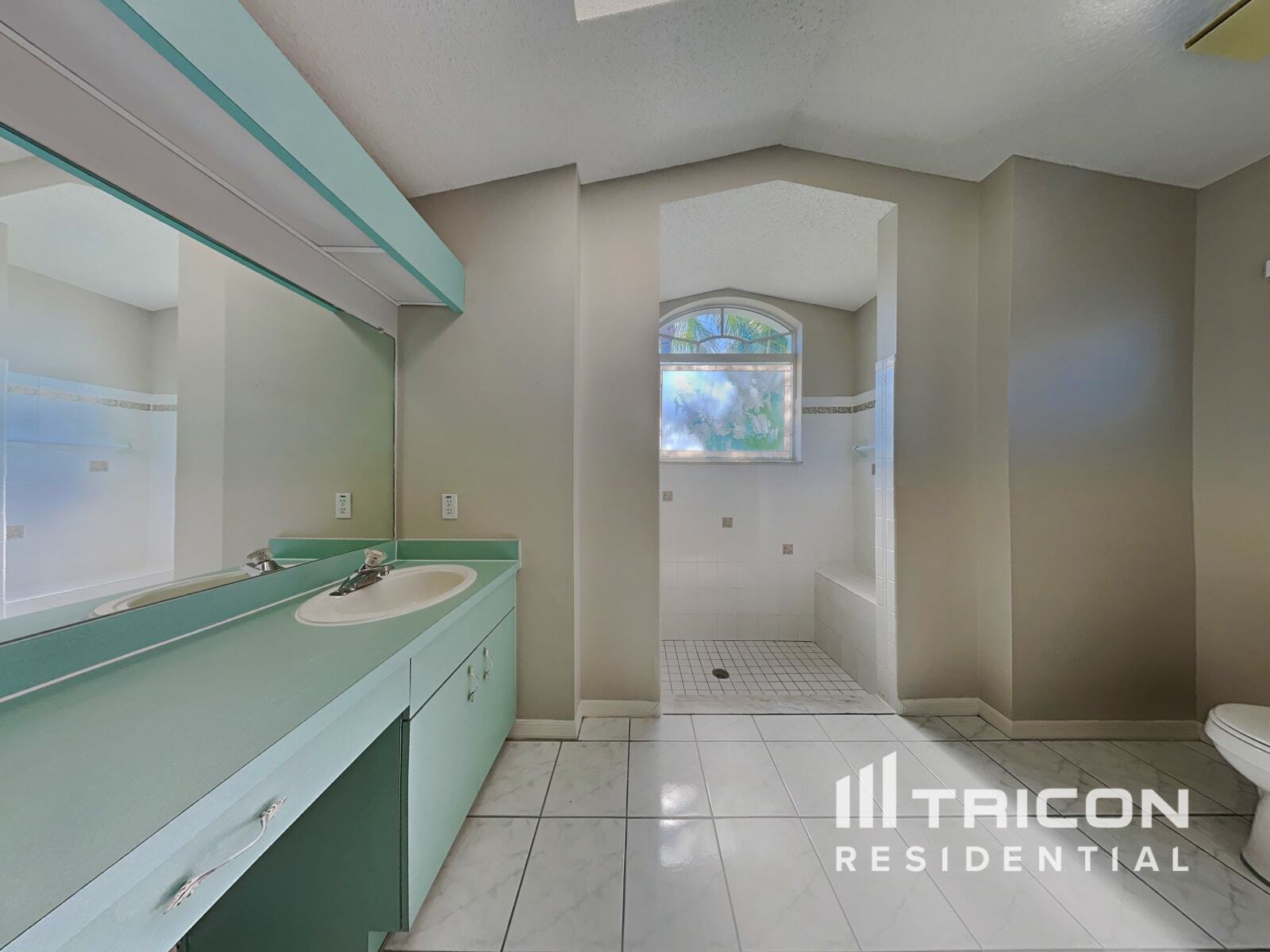 Building Photo - 7419 Valley Ct