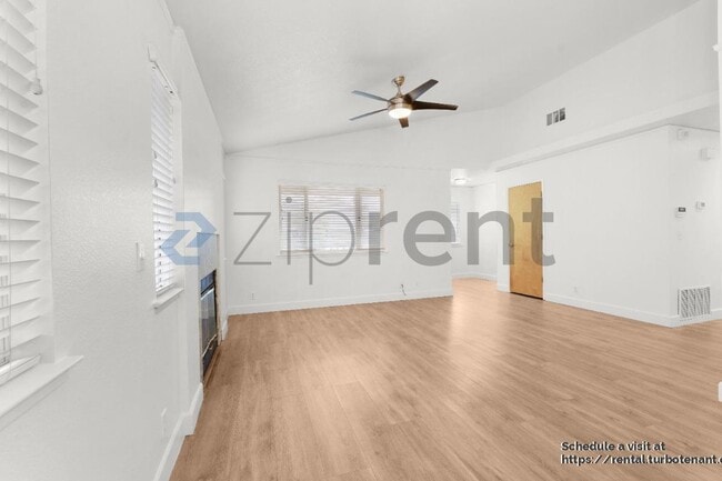 Building Photo - 2275 La Mesa Ct