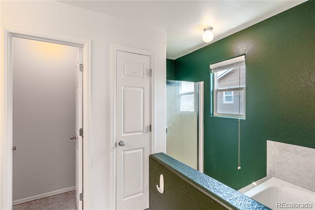 Building Photo - 9264 Sand Myrtle Dr