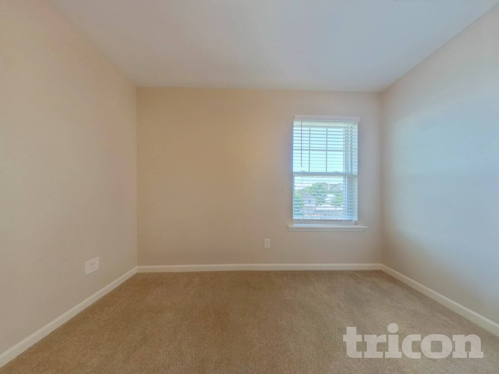 Building Photo - 409 Eastfair Dr