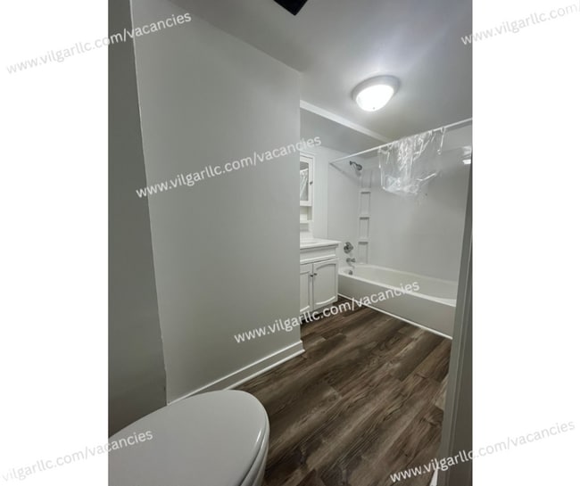 Building Photo - 1945 W 15th Ave