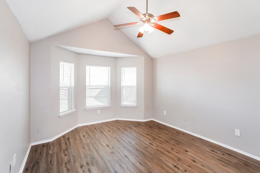 Building Photo - 5904 Stone Meadow Ln