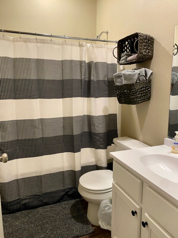 Building Photo - 798 Madison St