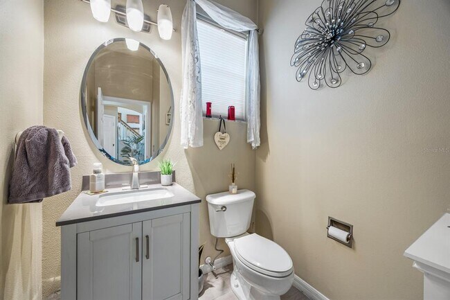 Building Photo - 324 Bonville Dr