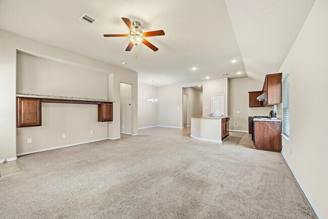 Building Photo - 7126 Whitlow Wonder Ln