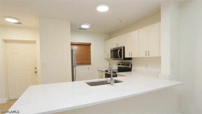 Building Photo - 4455 Botanical Pl Cir