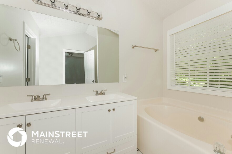 Building Photo - 135 Tara Way