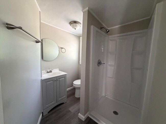 Building Photo - 409 Hobson St