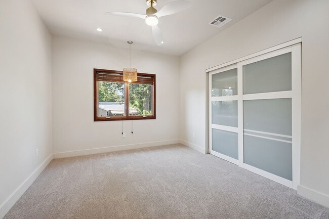 Building Photo - 22030 Providencia St