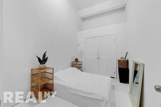 Building Photo - 57 Jay Street