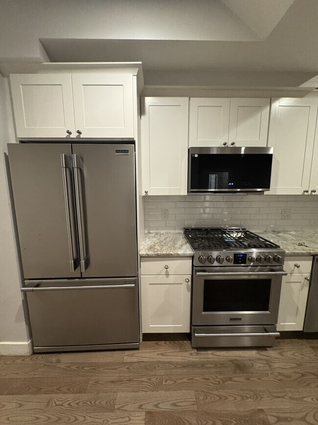 Building Photo - 9 Independence Ave