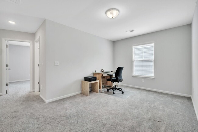 Building Photo - 351 Intrepid Ct