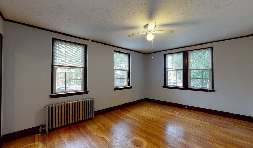 Apt 2 - 113 College Ave
