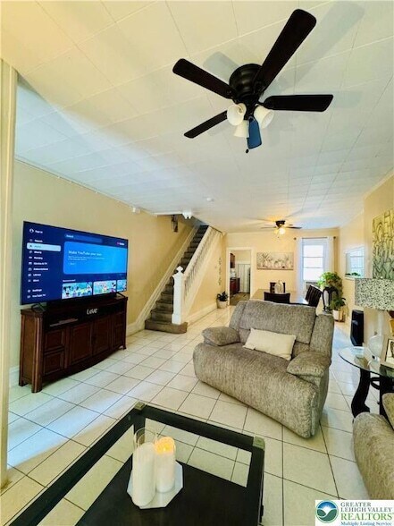 Building Photo - 1523 W Chew St