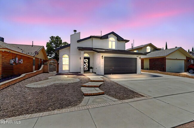 Building Photo - 12120 Desert Quail Ave