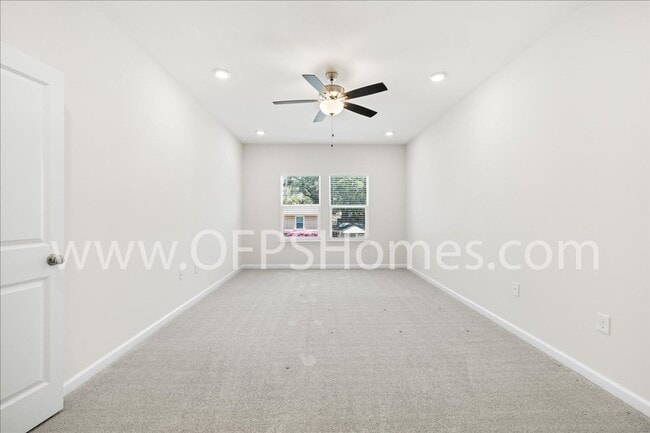 Building Photo - Home in the heart of Niceville