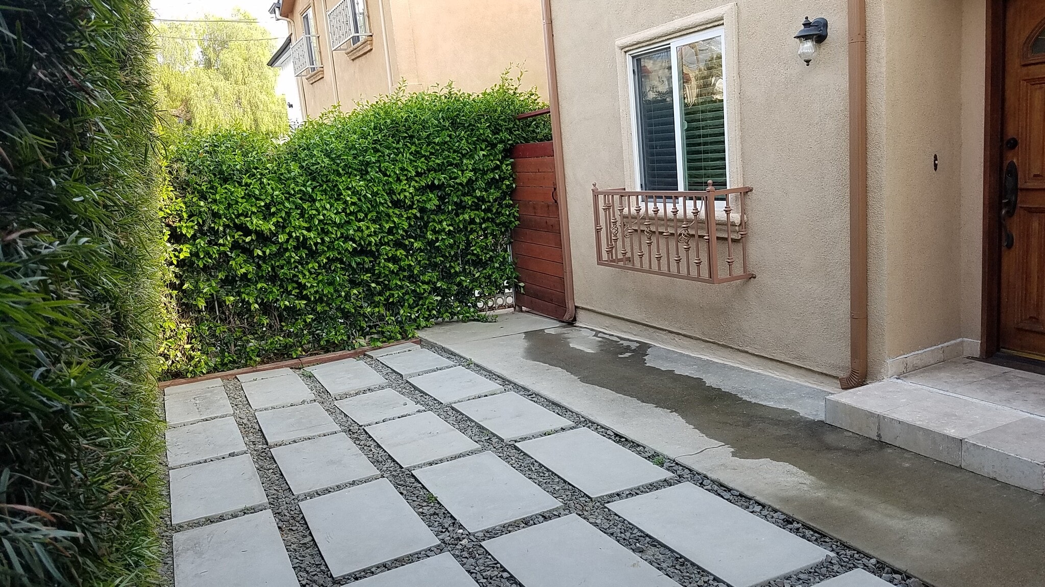 Inside Patio with Star Jasmine - 3424 Bellevue Ave