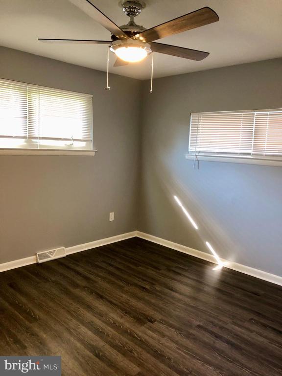 Building Photo - 45 Penn Ave