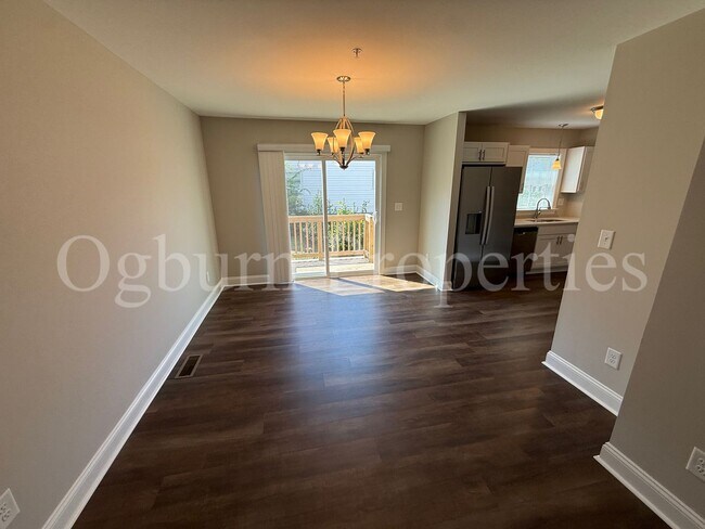 Building Photo - 500 N Dunleith Ave