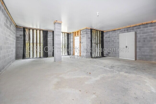 Building Photo - 603 McLernon Trce