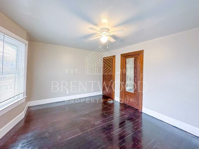 Building Photo - Charming 3-Bedroom Home with Modern Kitche...