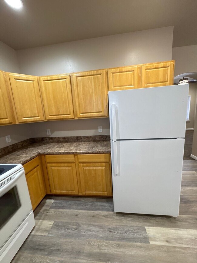 Building Photo - West Park #8