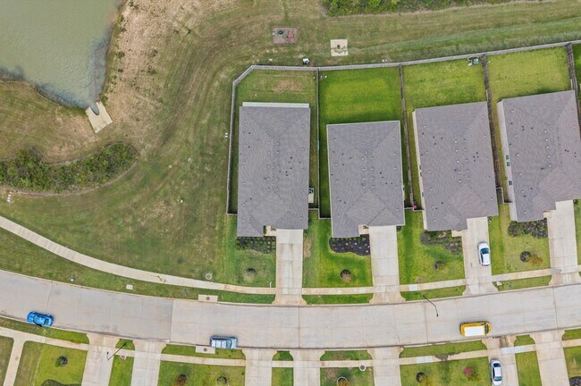 Building Photo - 16503 Mesquite Fld Dr