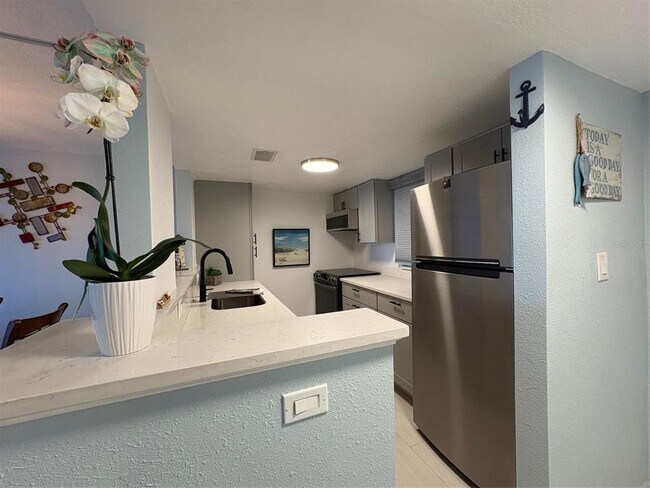 Building Photo - 464 N Paula Dr