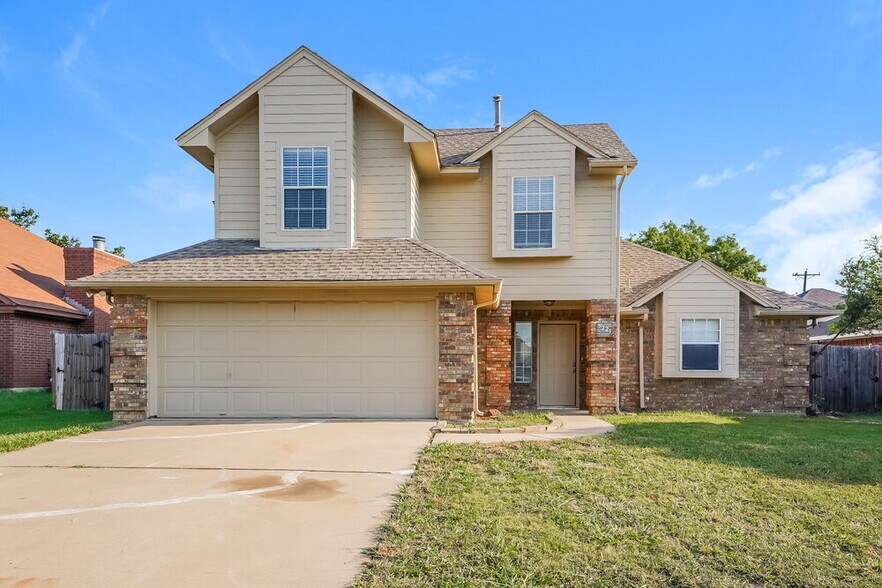 Primary Photo - 5221 Tartan Cir