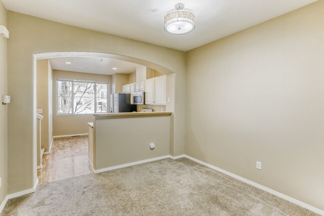 Building Photo - 14120 SW Barrows Rd