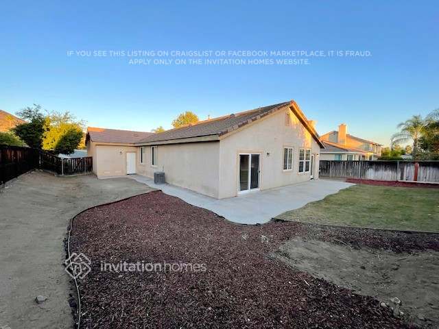 Building Photo - 27623 Mangrove St