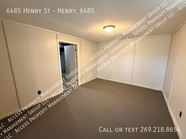 Building Photo - 6485 Henry St