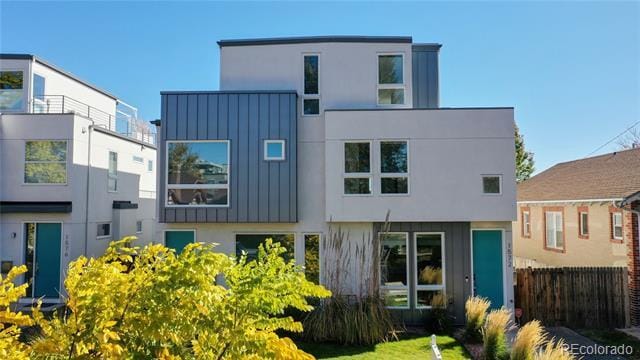 Building Photo - 1572 Osceola St