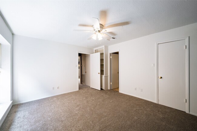 Building Photo - 5918 San Felipe St