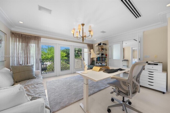 Building Photo - 6831 Sunrise Ct