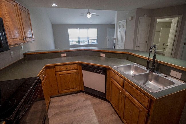 Building Photo - 5319 Godas Cir