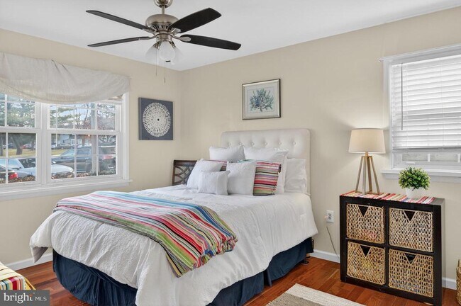 Building Photo - 462 Worthington Rd