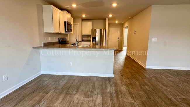 Building Photo - 1114 Forest Glen Dr