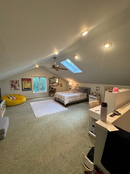 Master bedroom 2nd floor - 130 Chews Landing Rd