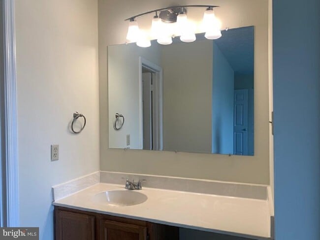 Building Photo - 6012 Red Wolf Pl