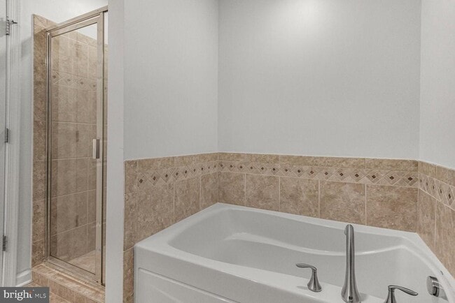Building Photo - 629 Diamondback Dr