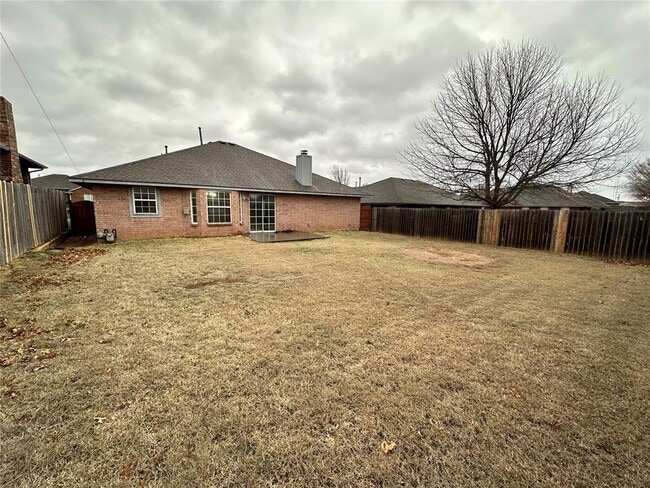 Building Photo - 628 NW 21st St