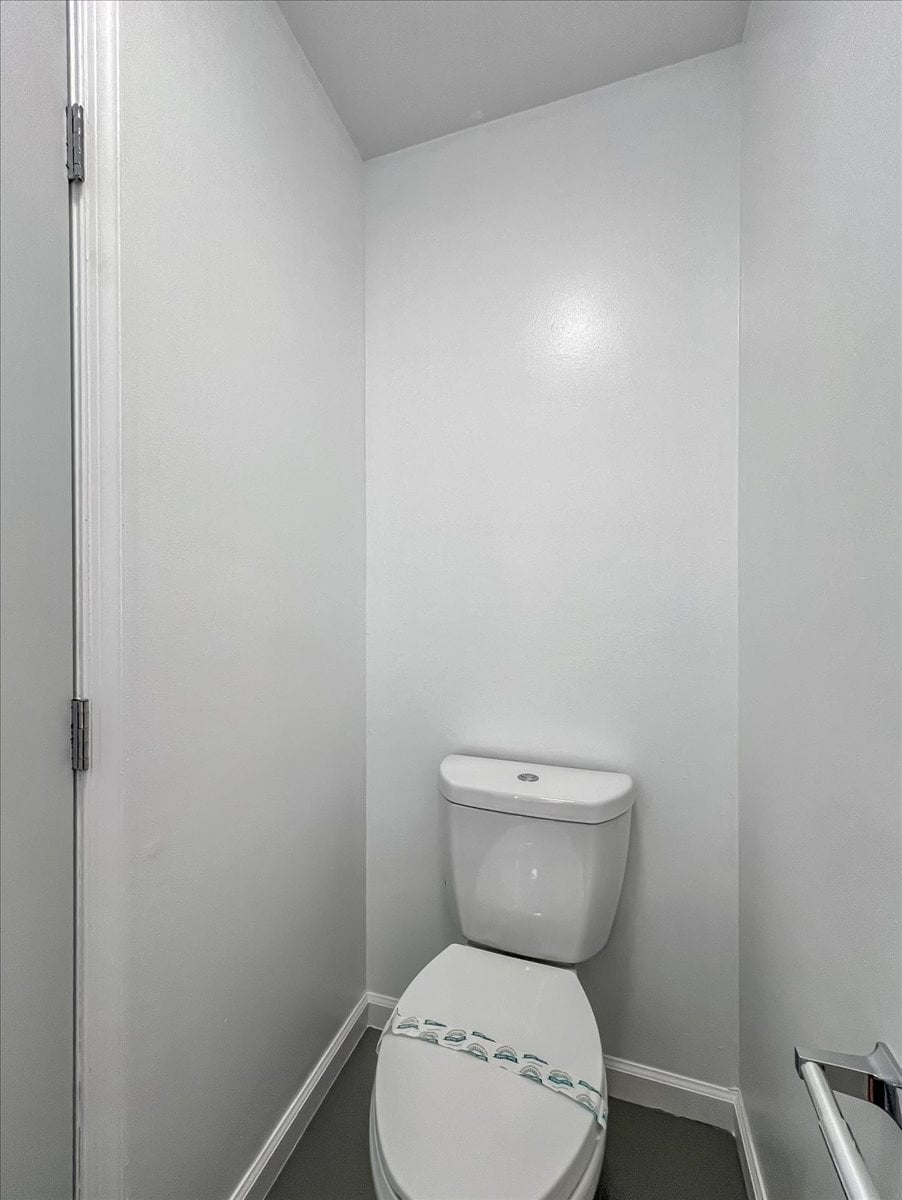 Building Photo - 198 White Pine Trl