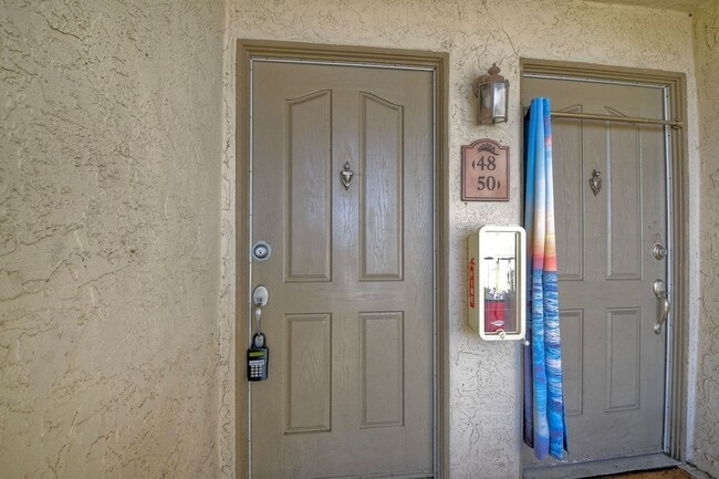 Building Photo - Gated Community - Ready To Go