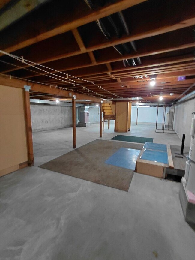 Building Photo - Silverdale Area Home