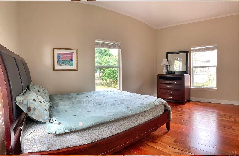 Building Photo - 714 W Zarragossa St