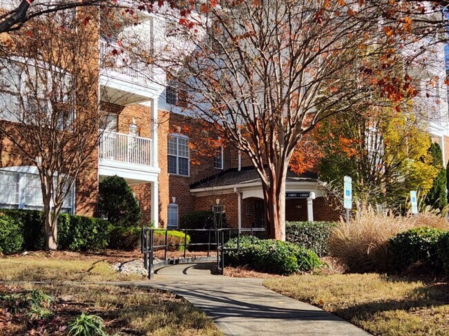 Primary Photo - 3 Bedroom 2 Bathroom Condo in Belle Vista ...