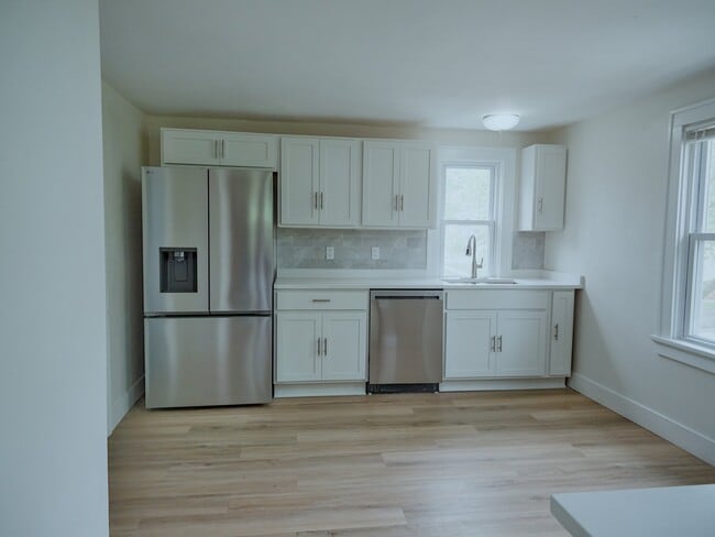 Building Photo - 1301 S 63rd St