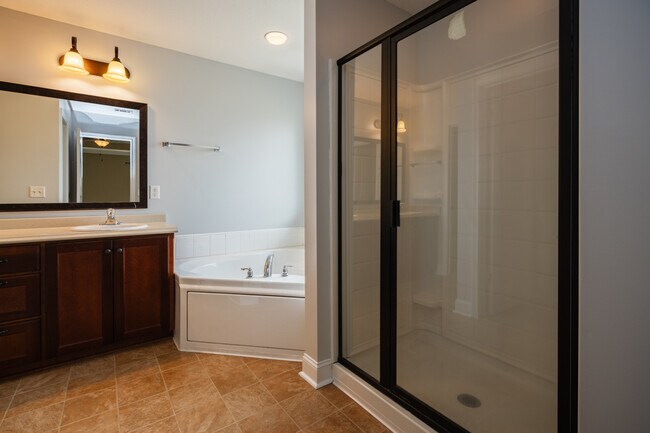 Building Photo - 157 Outpost Trl